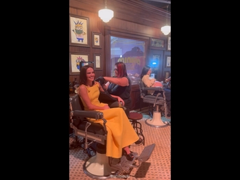  alt="Zoey Deutch"