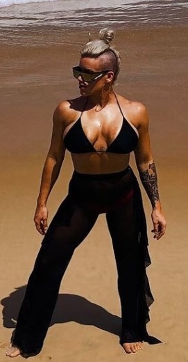 Taya Valkyrie