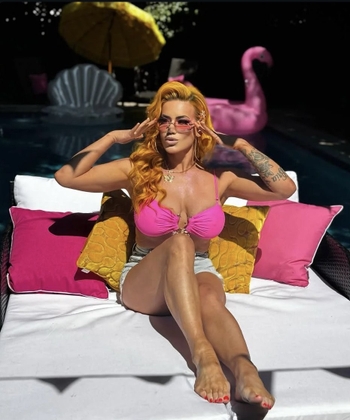 Taya Valkyrie