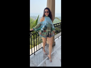  alt="Pragya Jaiswal"