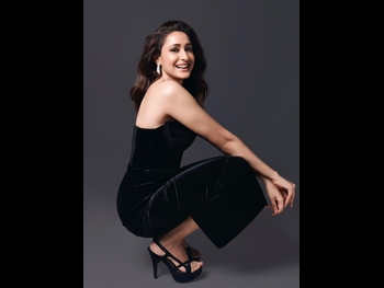  alt="Pragya Jaiswal"