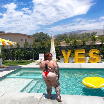 Tess Holliday