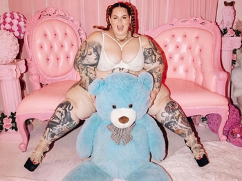 Tess Holliday