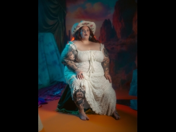  alt="Tess Holliday"