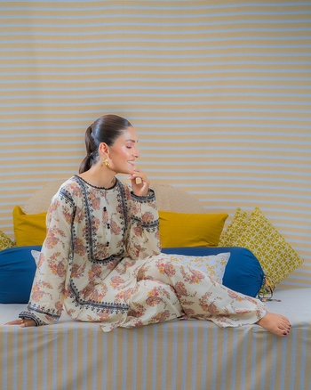 Ayeza Khan