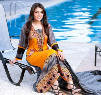 Ayeza Khan