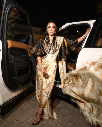 Ayeza Khan