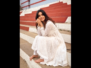  alt="Nabha Natesh"