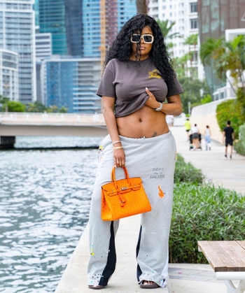 Karen Civil