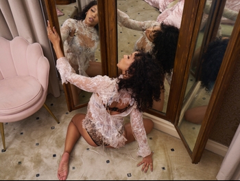  alt="Tinashe"