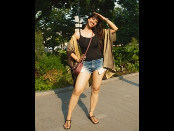  alt="Meenakshii Chaudhary"