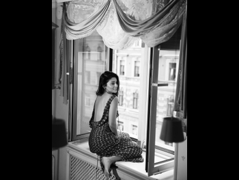  alt="Shriya Saran"