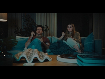  alt="Kaitlyn Dever"