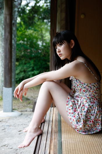 Airi Suzuki