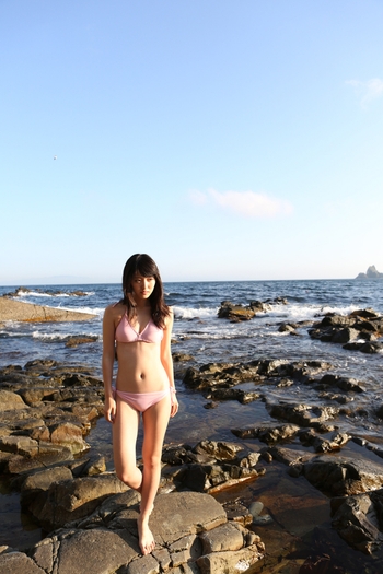 Airi Suzuki