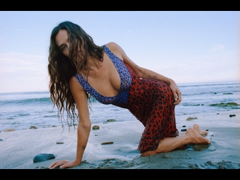  alt="Devon Lee Carlson"