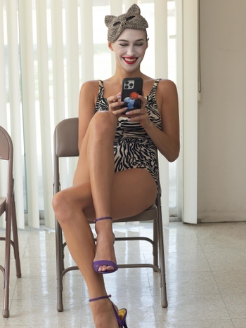 Devon Lee Carlson