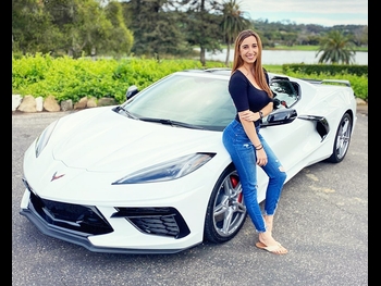 alt="Christina Khalil"