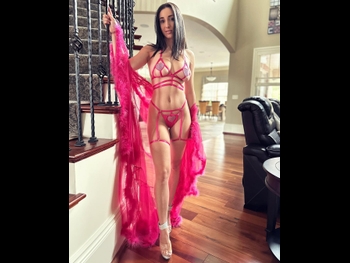  alt="Christina Khalil"