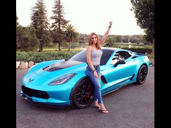  alt="Christina Khalil"