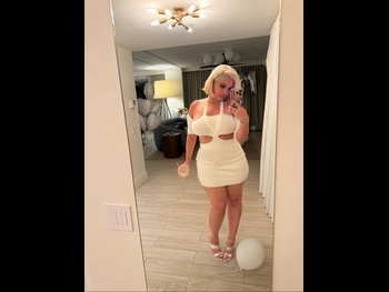  alt="Bebe Rexha"