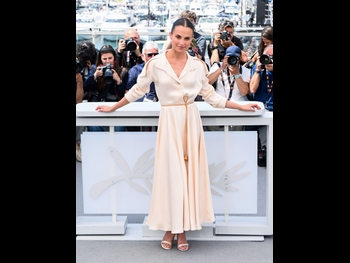  alt="Alicia Vikander"