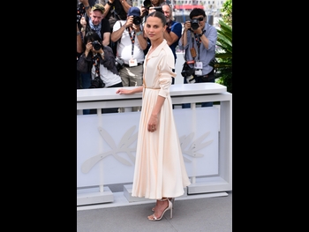  alt="Alicia Vikander"