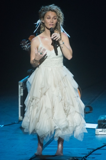 Clare Bowen