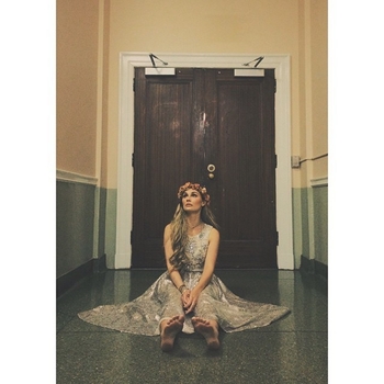 Clare Bowen