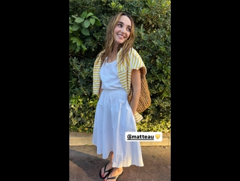  alt="Chloe Fineman"