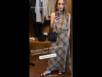  alt="Chloe Fineman"