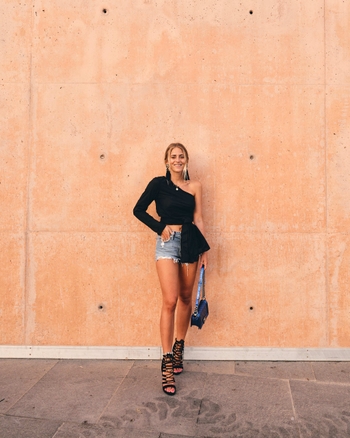 Janni Deler