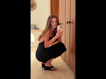  alt="Anna Andres"