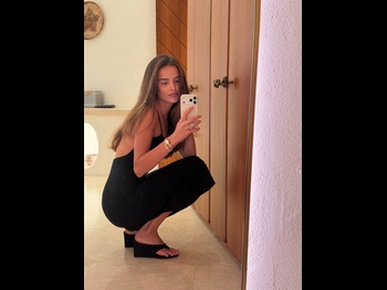  alt="Anna Andres"