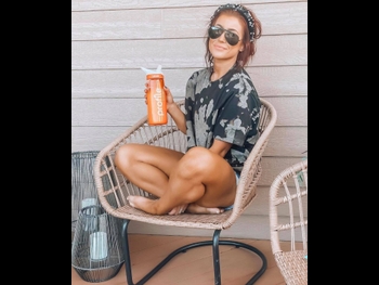  alt="Chelsea Houska"