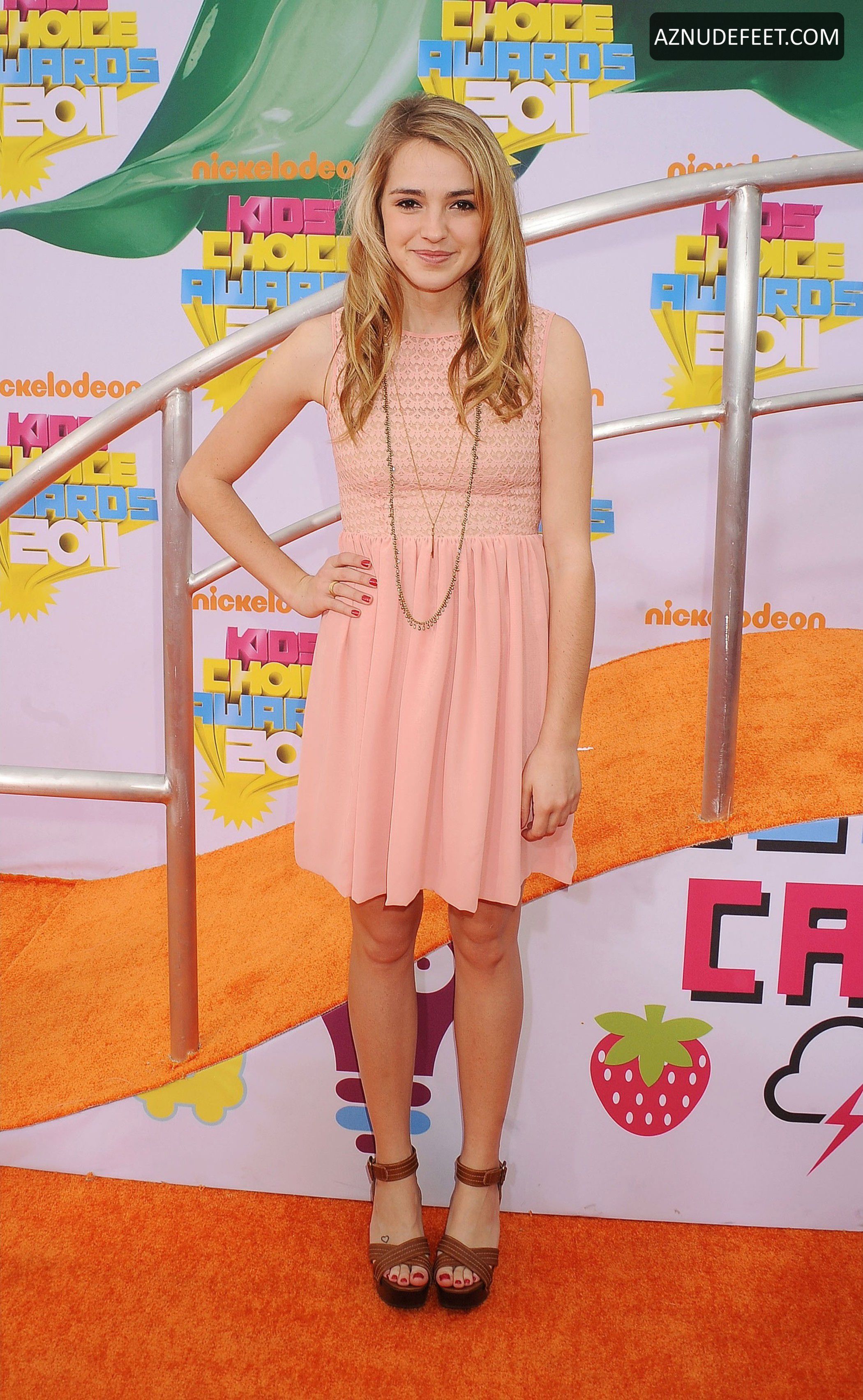 Katelyn Tarver Feet Aznudefeet