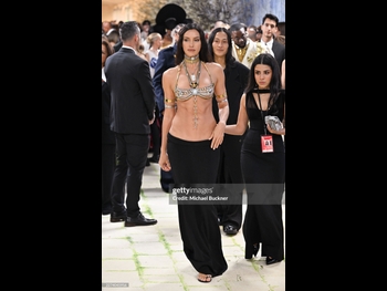  alt="Irina Shayk"