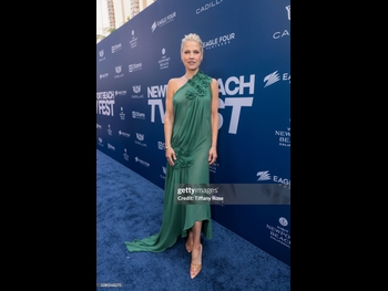  alt="Ali Larter"