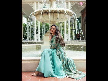  alt="Sonakshi Sinha"
