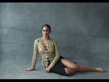  alt="Sonakshi Sinha"