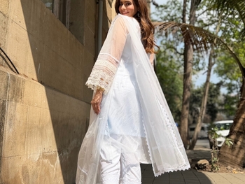 Aamna Sharif
