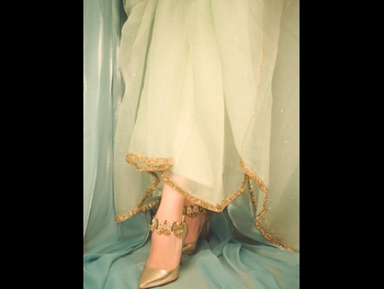  alt="Aamna Sharif"