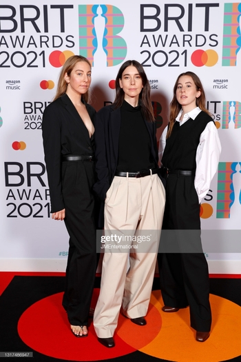 Este Haim