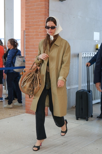 Mia Goth