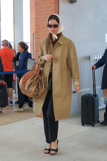 Mia Goth