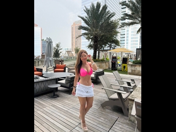  alt="Jennifer Reyna"