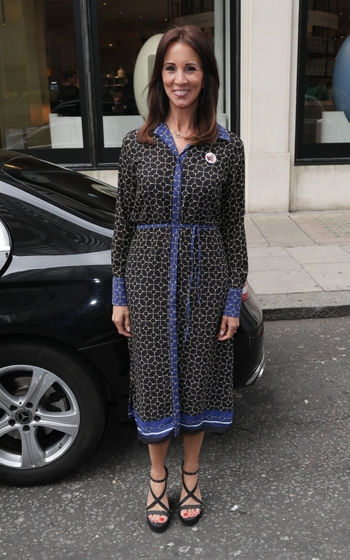 Andrea McLean (II)