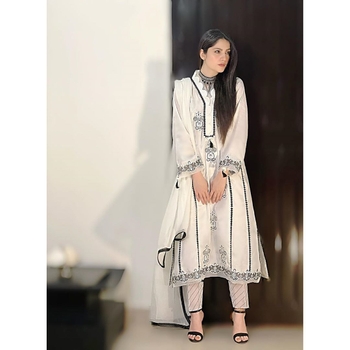 Neelam Muneer