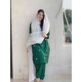 Neelam Muneer