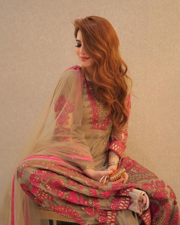 Neelam Muneer